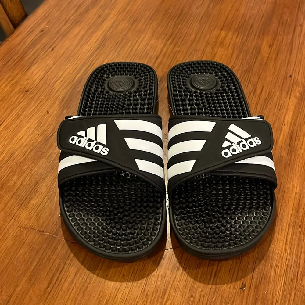 Adidas Adissage Slides Sandals Shoes new black white G28841 WOMEN’S 8